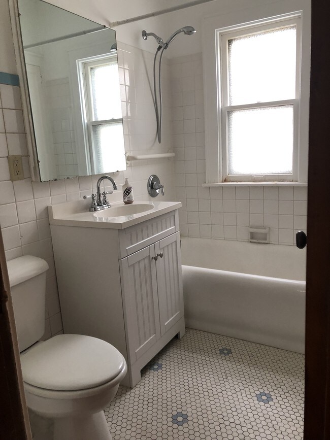 Building Photo - 3449 N Cramer St