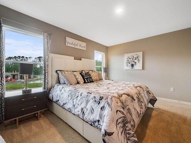 Building Photo - 53 Bella Oaks Dr