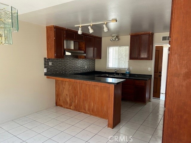 Building Photo - 7402 Santa Valera St