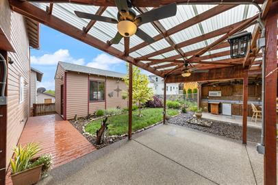 Building Photo - Spacious home with additional storage shed