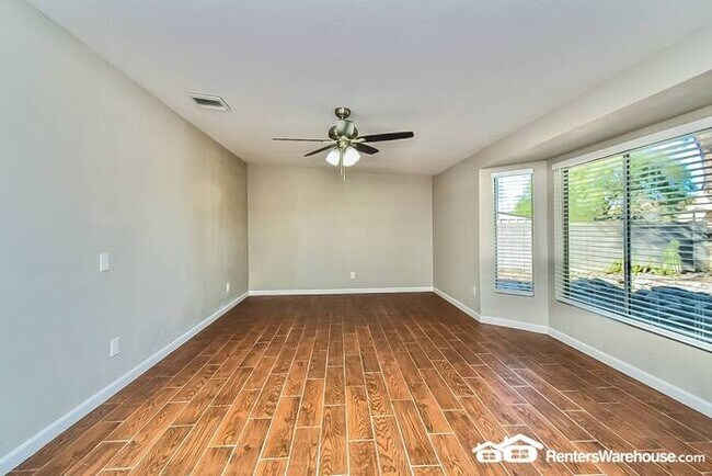 Building Photo - Recently updated 3 Bed, 2 Bath home in Tucson