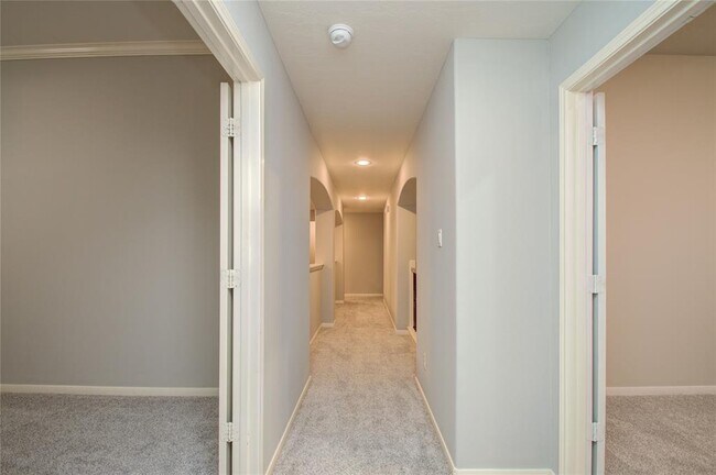 Building Photo - 6411 Hope Wood Mills Dr