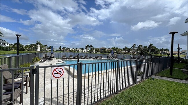 Building Photo - 4170 Crayton Rd