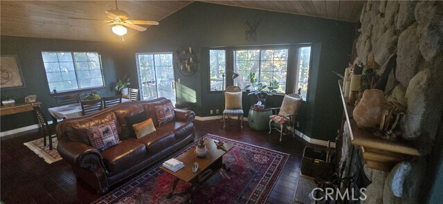 Building Photo - 27607 Oak Knoll Dr