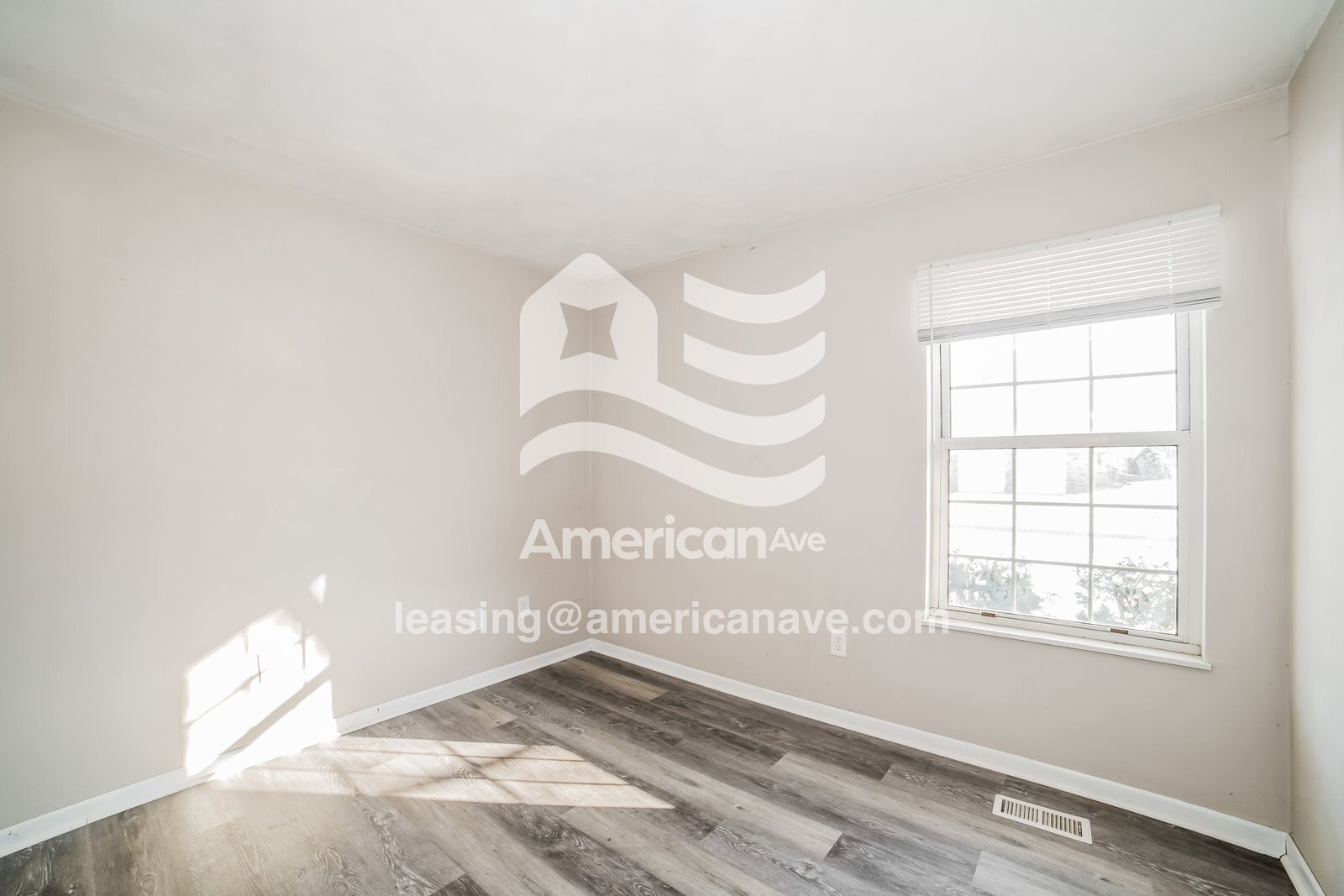 Building Photo - 3703 N Molleck Dr