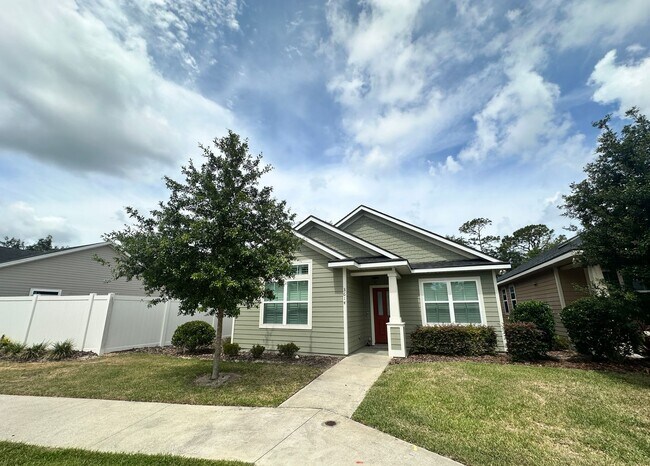 Building Photo - Modern Comfort in Fletcher Oaks – 3BR/2BA ...