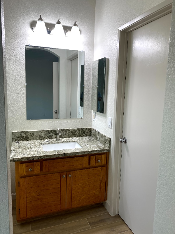 Building Photo - 382 Montecito Way