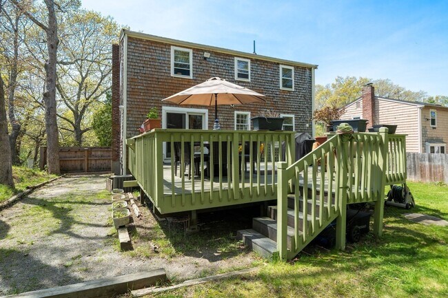 Building Photo - 64 Winthrop Rd