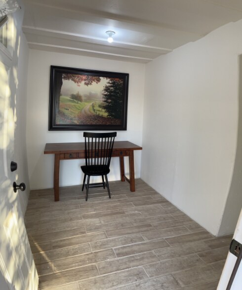 Building Photo - 657 Madrone Ave