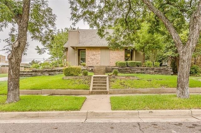 Primary Photo - 3703 W 6th St