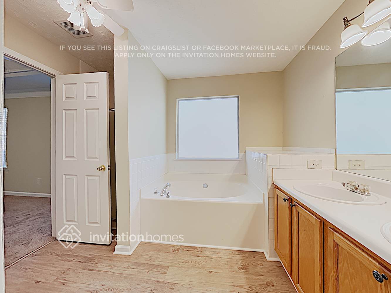 Building Photo - 4076 Shoreside Cir SW