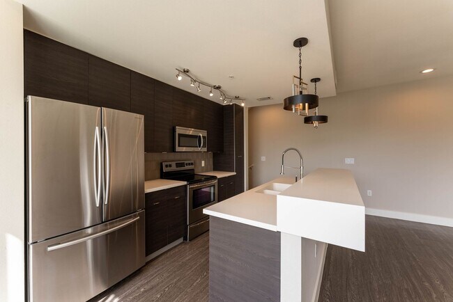 Building Photo - Discover the Ultimate in South Austin Living at Skybridge Lofts - Modern 2 Bedroom, 2.5 Bathroom ...