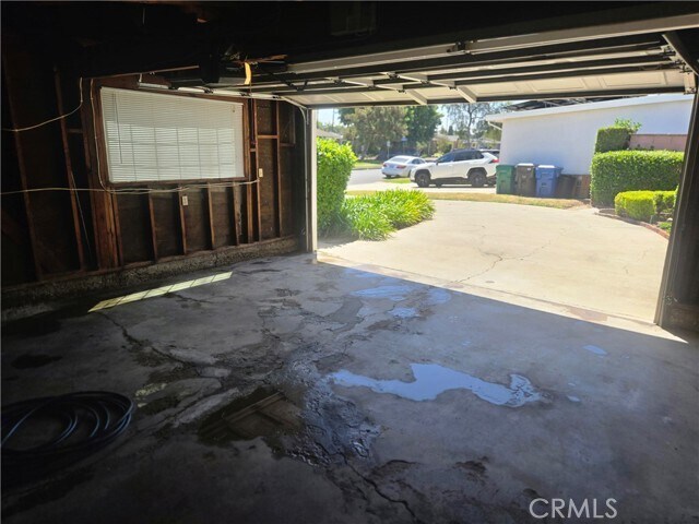 Building Photo - 5769 E Oakbrook St