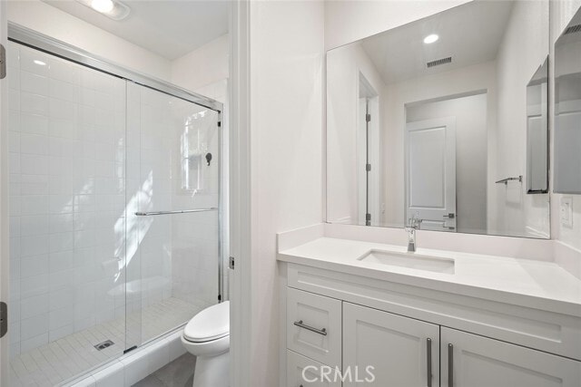 Building Photo - 77 English Saddle