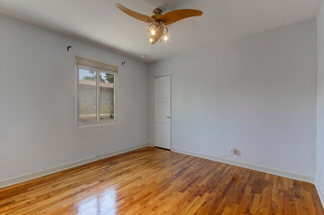 Building Photo - 3521 Smith Ave SE