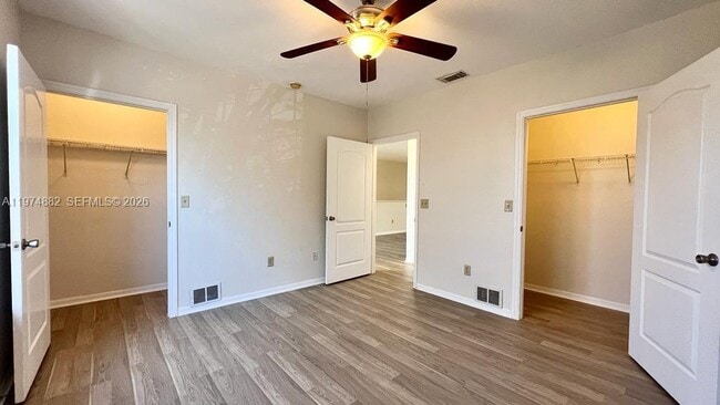 Building Photo - 120 SW Peacock Blvd