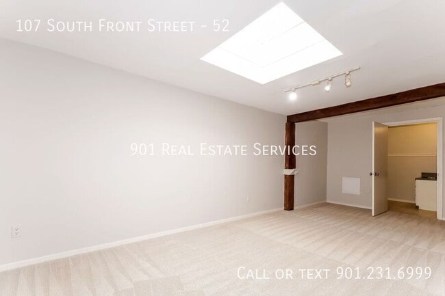 Building Photo - 107 S Front St