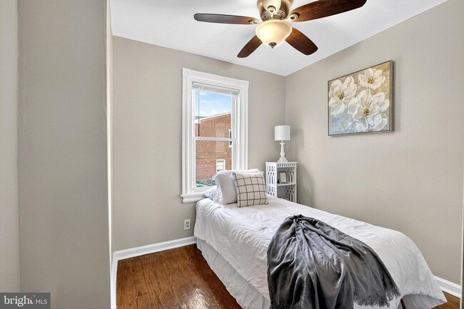 Building Photo - Spacious 3BR/1BA in Wilmington