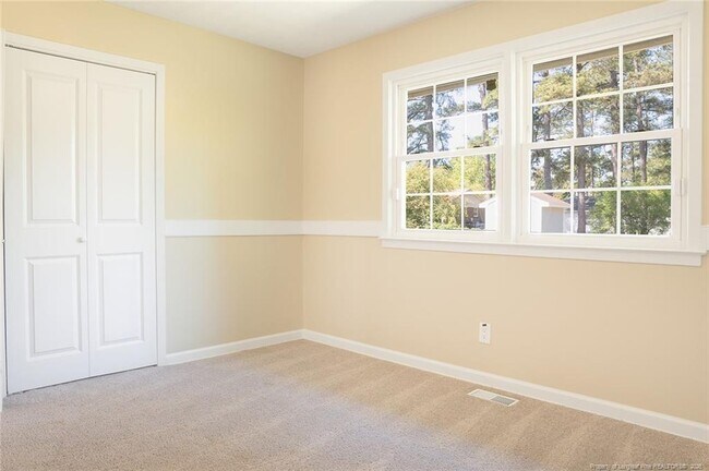 Building Photo - 1939 Shiloh Dr