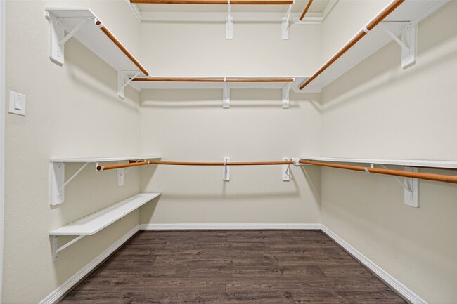 Building Photo - 613 West Fork