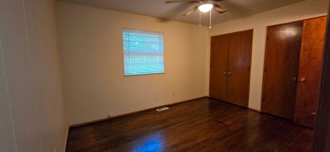 Building Photo - House for Rent in Florissant