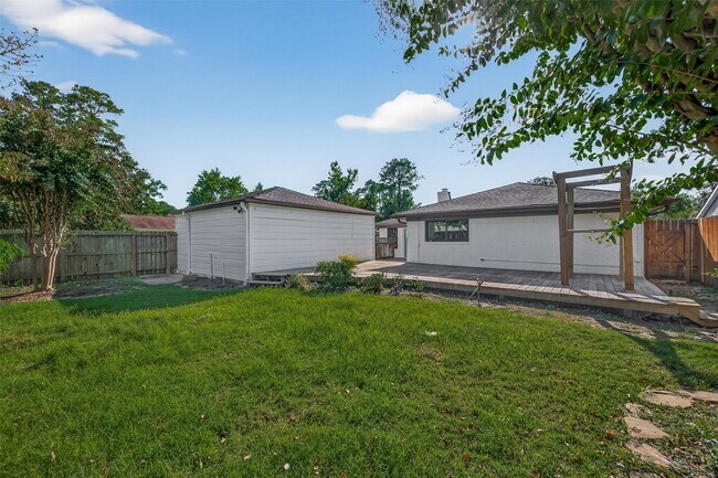 Building Photo - 17418 Largs Cir