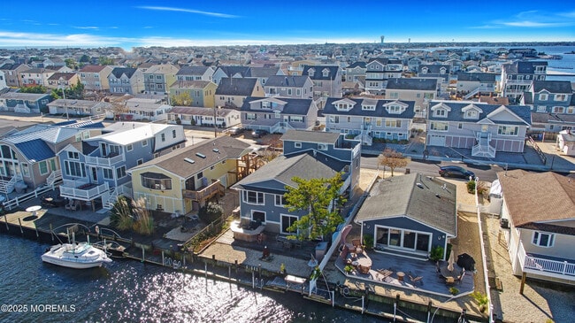 Building Photo - 256 Ocean Bay Blvd