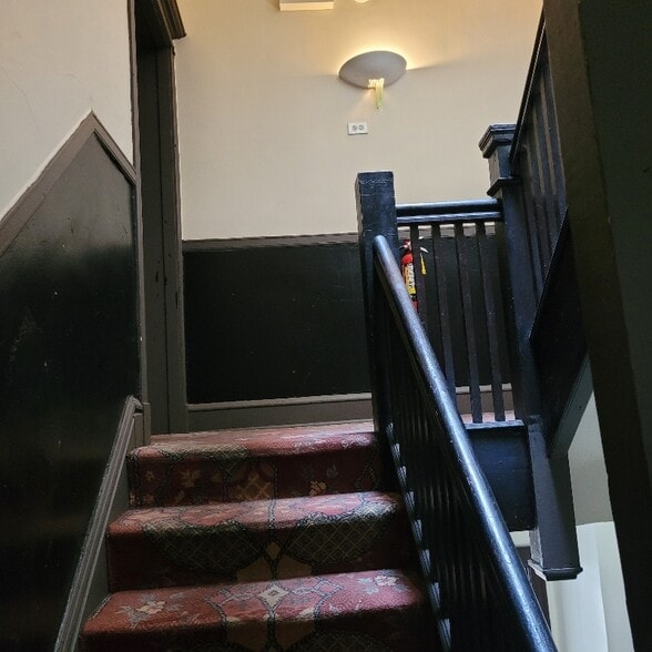 Building Photo - 5213 S Indiana Ave