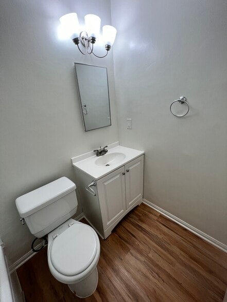 Building Photo - 4039 Marathon St