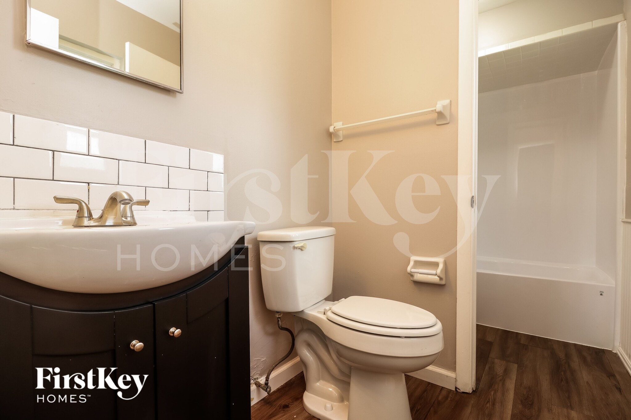 Building Photo - 315 Miami Ave