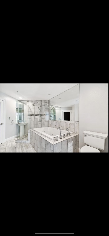 Building Photo - 700 S Harbour Island Blvd