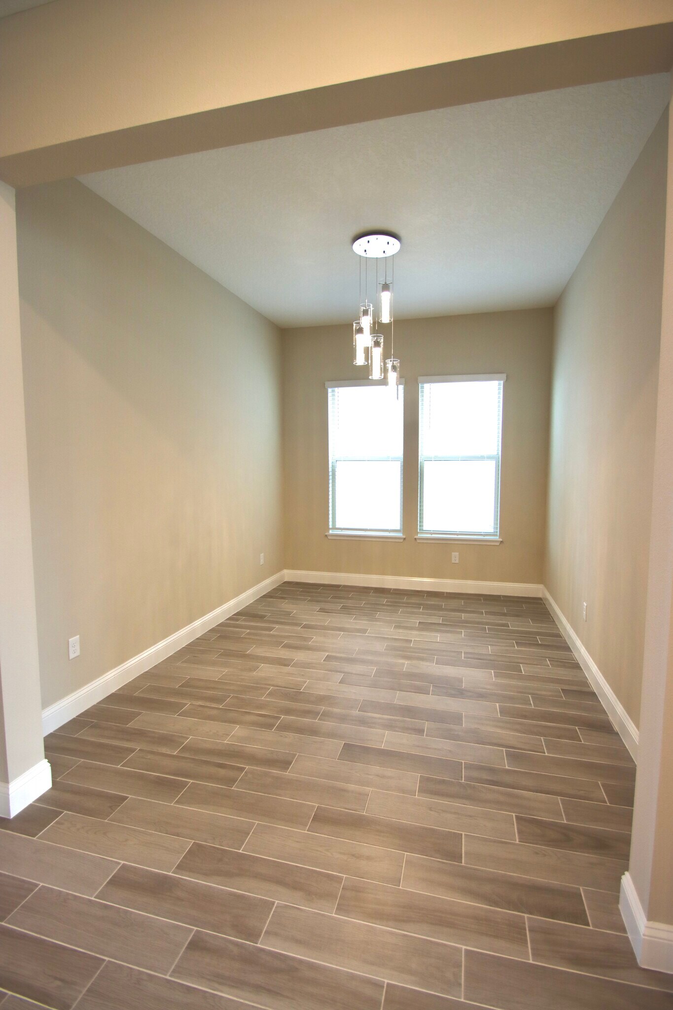 Building Photo - 68 Furrier Ct