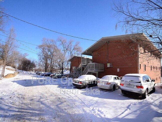 Building Photo - 616 N 46th St