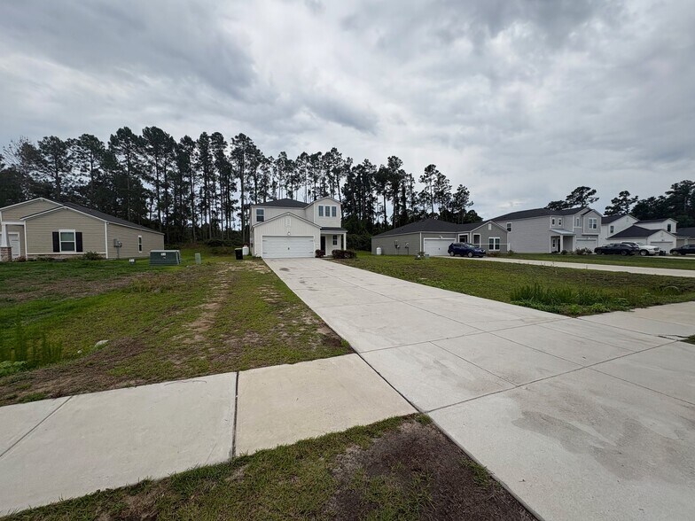 Building Photo - 168 Carolina Lakes Blvd