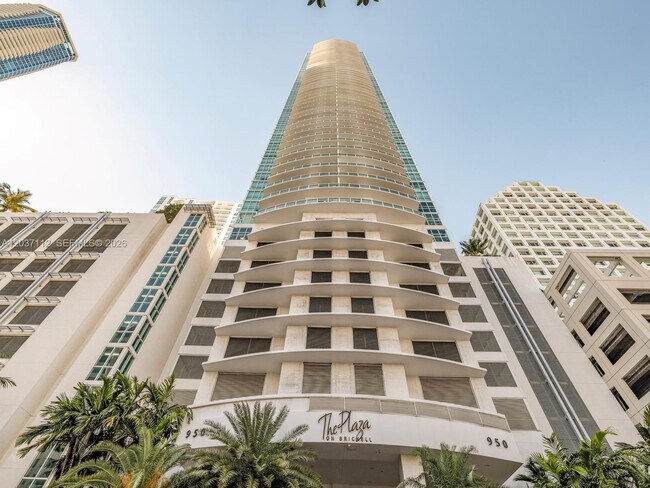 Building Photo - 950 Brickell Bay Dr