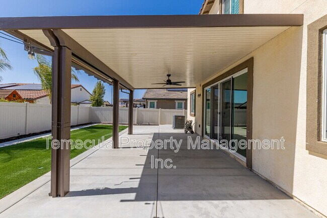 Building Photo - 34065 Helenium St
