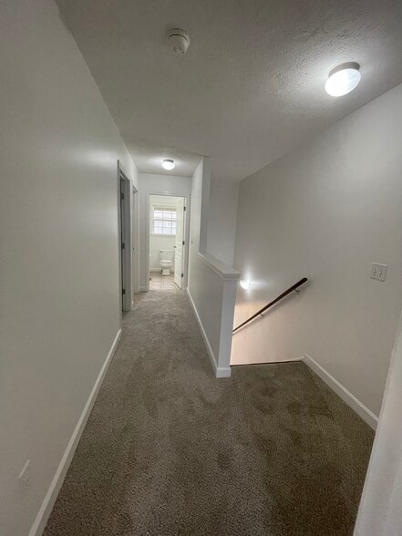 Upstairs Hallway - 2901 Harris Dr