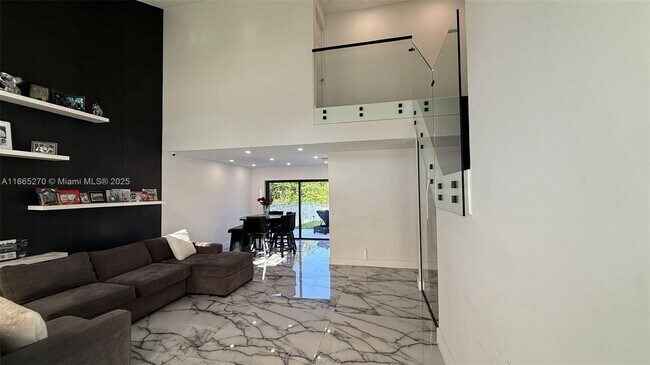 Building Photo - 1211 SW 178th Way