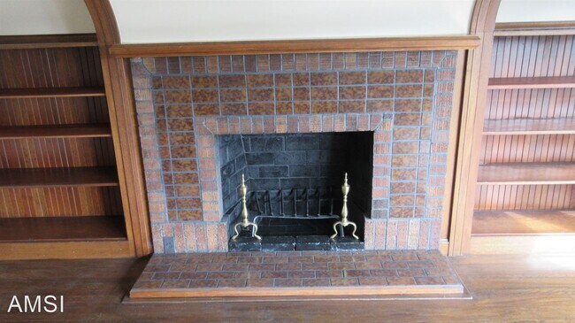 Building Photo - 3 br, 1.5 bath House - 675 Laguna Honda