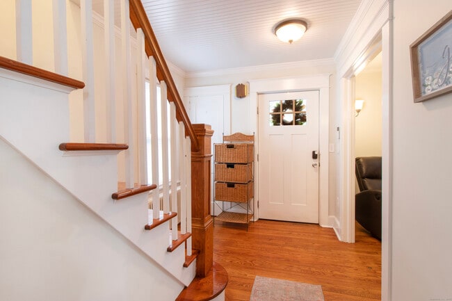 Building Photo - 315 S Orchard St