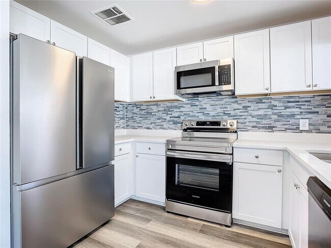 Building Photo - 11320 Bingham Ct