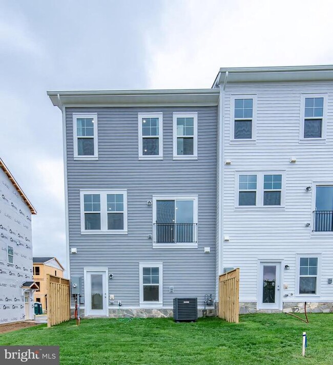 Building Photo - 120 Checkerspot Wy