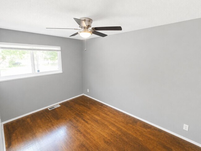 Building Photo - 10220 Doane Dr