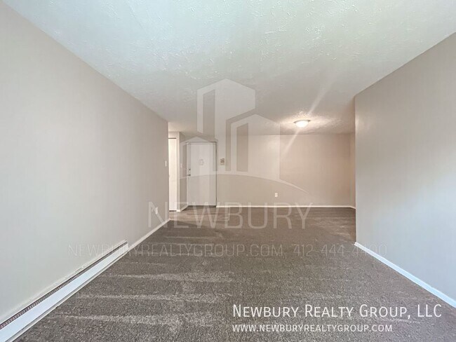 Building Photo - 1459 Poplar St