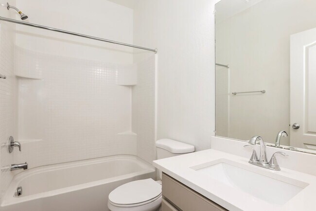 Building Photo - 4845 S 243rd Dr