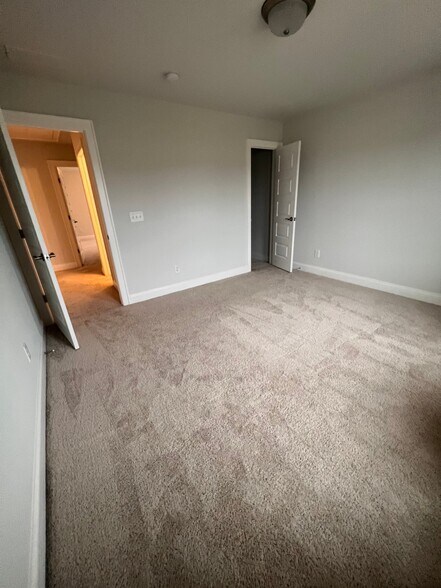 Building Photo - 1126 Carlisle Pl