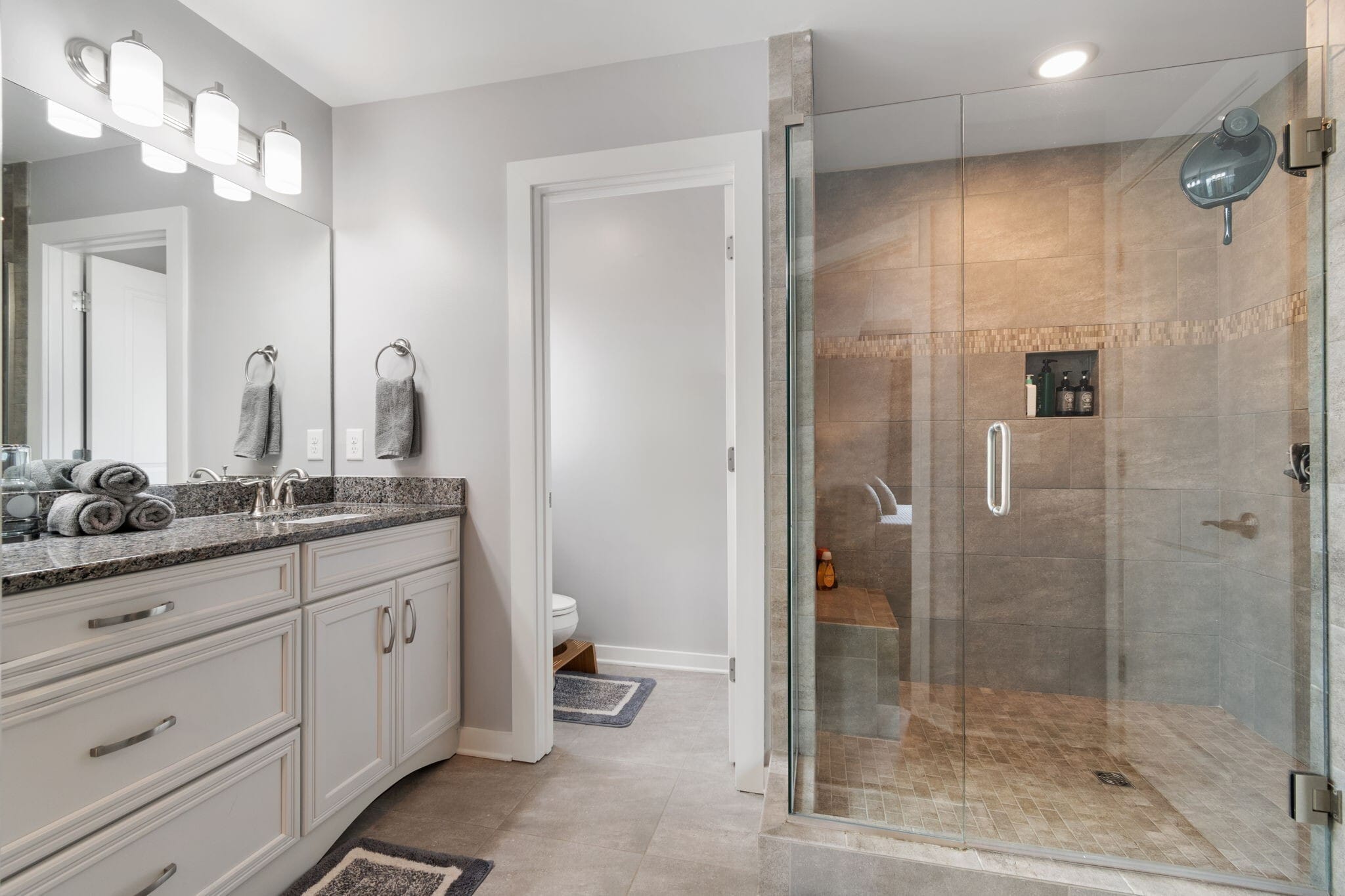 Building Photo - 223B Orlando Ave