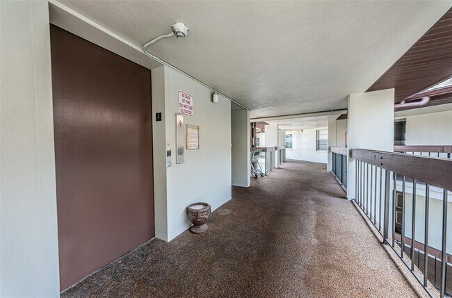 Building Photo - 5157 Silent Loop