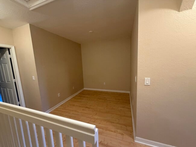 Building Photo - 1992 Alamanda Way