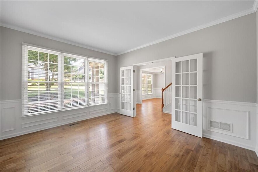 Building Photo - 61 Gellmore Ln